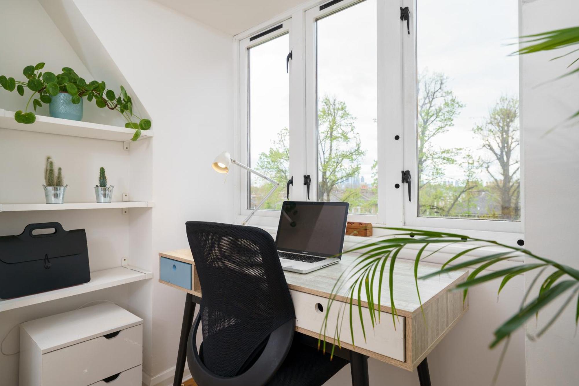 Lovely Apartment In Victoria Park Village London Kültér fotó