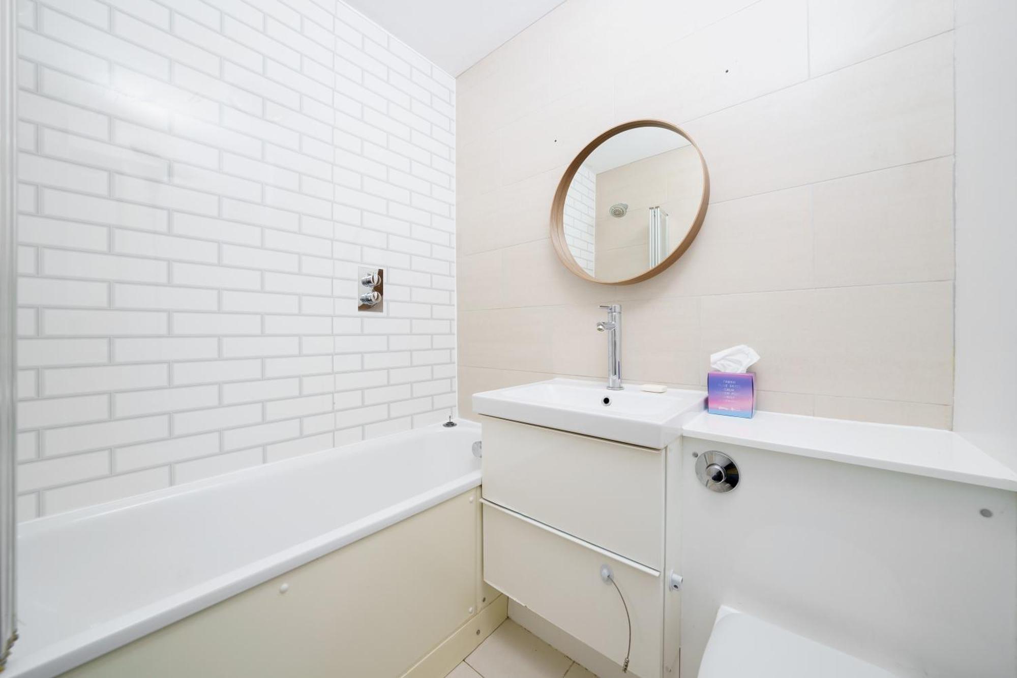 Lovely Apartment In Victoria Park Village London Kültér fotó
